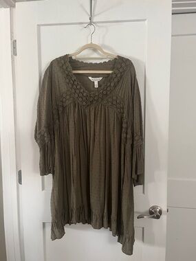 Tantrums Olive Green Crochet-Trim Three-quarter Sleeve Dress